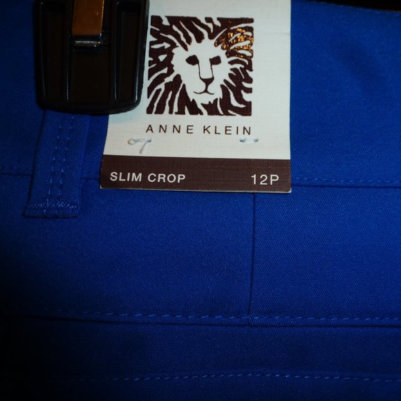 Anne Klein Slim Crop Petite Blue Woven pants ( waist is17.5") - Picture 6 of 16